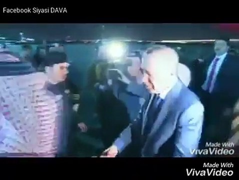 Paylaş ALEM LİDER GÖRSÜN...Birisi Süper güç Amerikanın lideri obama diğeri Asrın Lideri ERDOĞAN