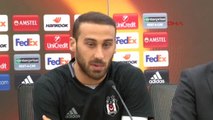 Beşiktaş Teknik Direktörü Güneş ve Futbolcusu Cenk Basın Toplantısında Konuştu