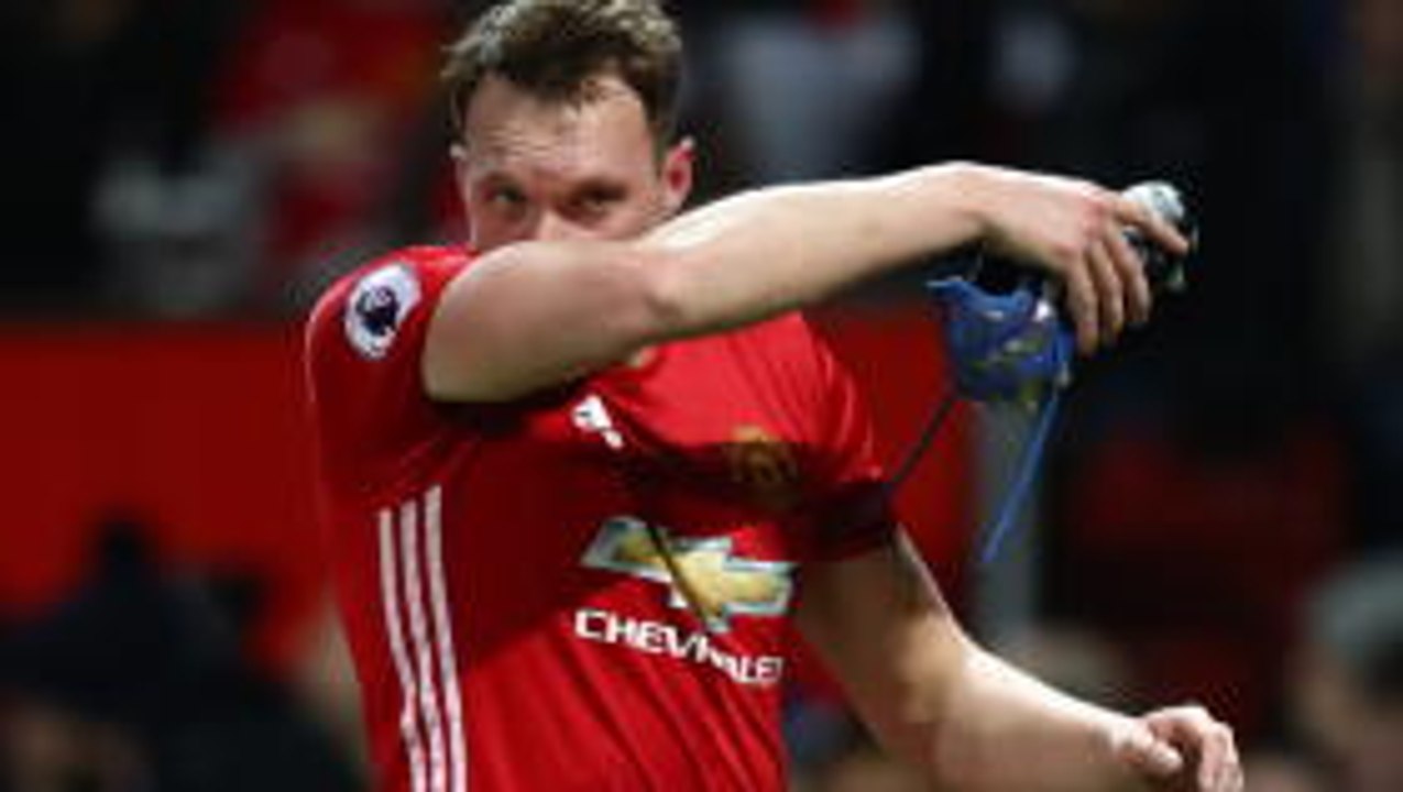 Rooney, Carrick and Jones unavailable - Mourinho