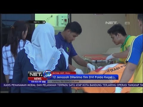 12 Jenazah Kapal TKI Ilegal Diterima Tim DVI Polda Kepri - NET5