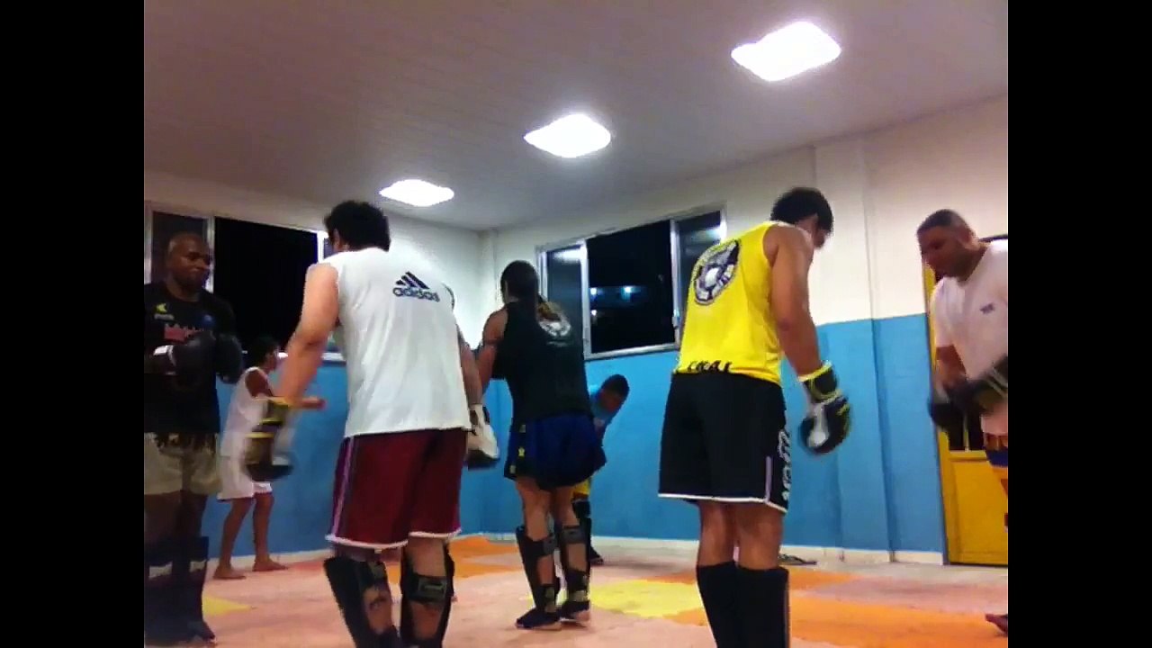Treino de Muay Thai