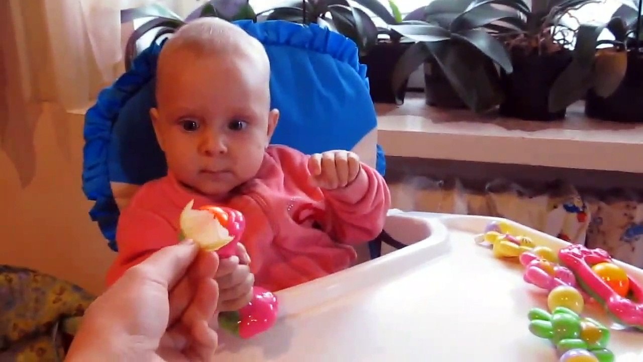 FUNNY VIDEO OF KIDS TASTING LEMON PART 1