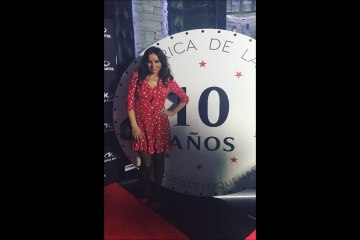 Carmen Alcayde en la fiesta de La Fábrica de la Tele 10 años