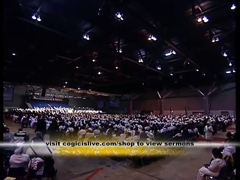 COGIC First Lady Mae L Blake Praise Break