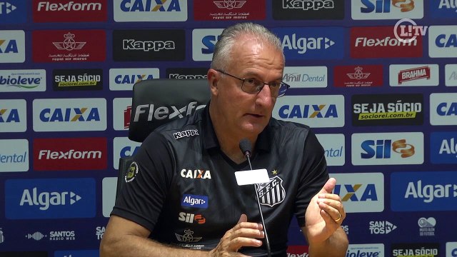 Após derrota no clássico, Dorival lamenta 'erros pontuais' na Vila