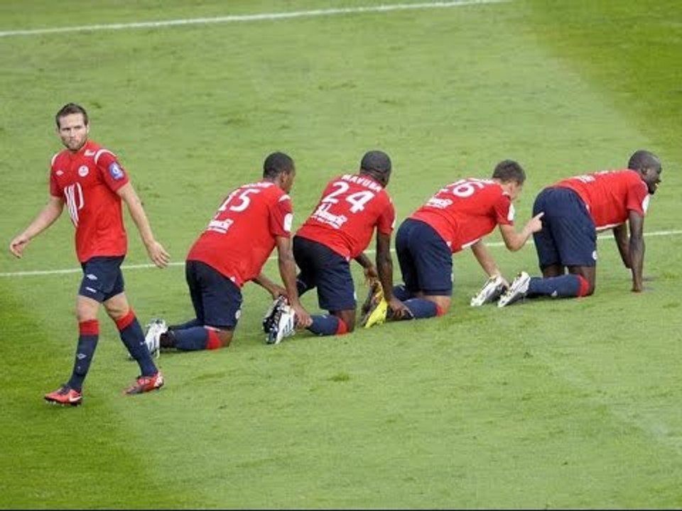 【サッカー】俺を見ろ！と言わんばかりの面白ゴールパフォーマンス＆その他...