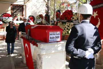 Balıkesir - Şehit Polis Memuru Son Yolculuğuna Uğurlandı