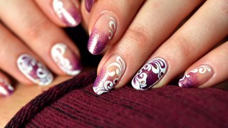 Tuto nail art effet velours baroque--NOgTs5AhyA