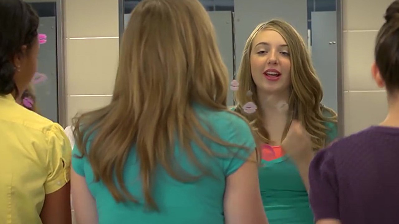 The Janitor Story From Crucial Accountability : un agent d'entretien donne une bonne leçon à des lycéennes