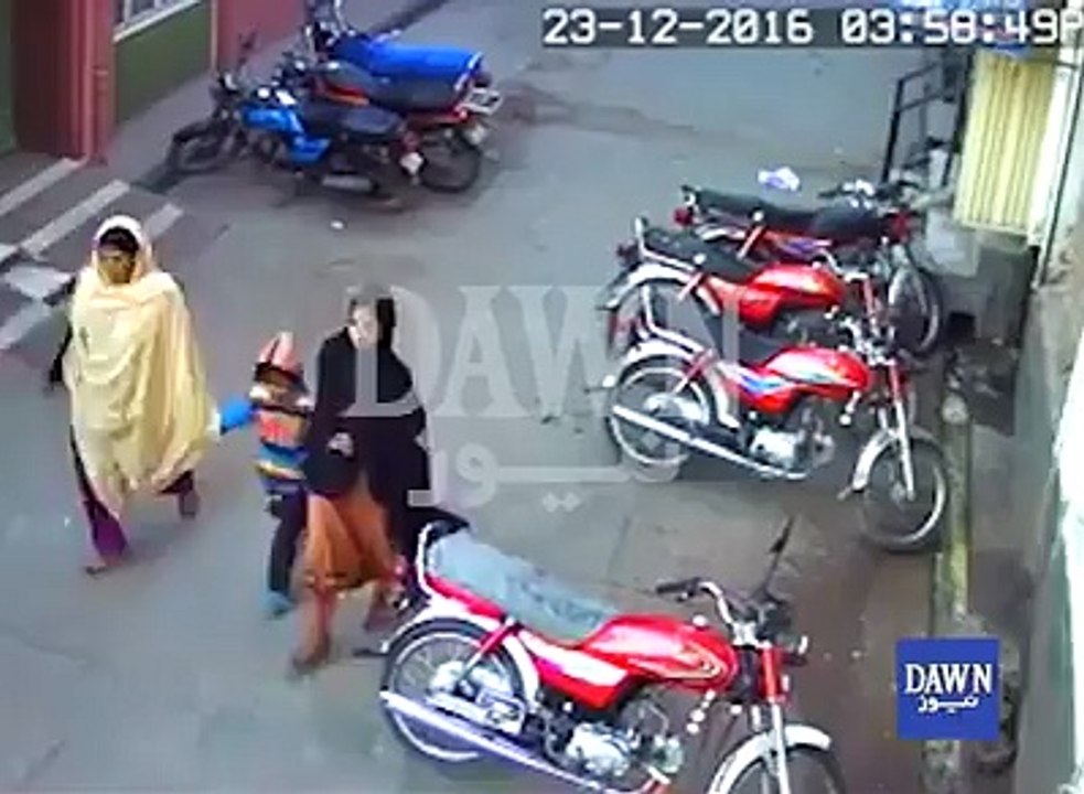 live thief in pakistan