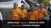 3000 Thai police raid temple of controversial Buddhist sect