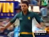 Abdul Razzaq Clean Bowled Sachin Tendulkar- WHAT a Delivery