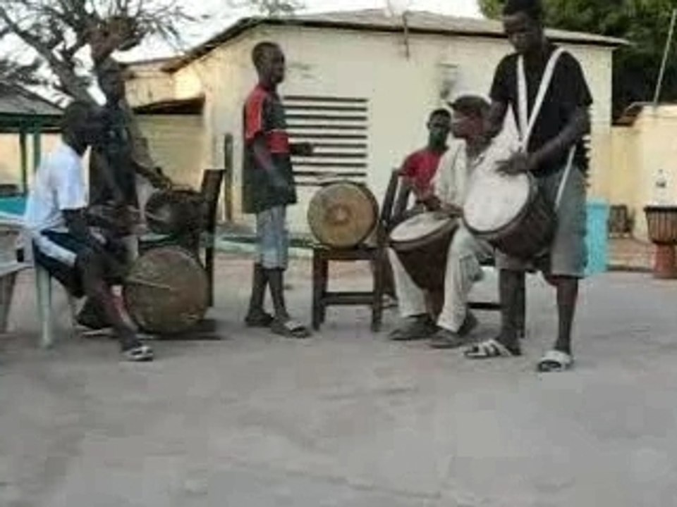 La relève Kouyate, dunumba - djembe