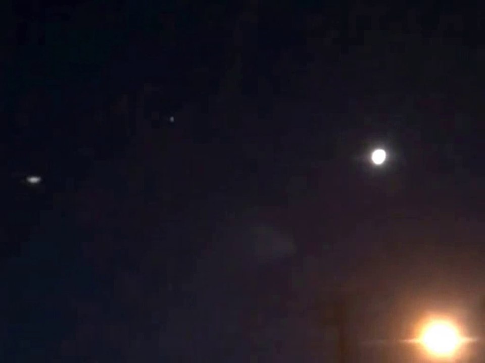 Começou a Guerra? Aviões foram vistos "atacando UFOs" segundo testemunhas de Circleville, Ohio.