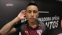 Jogadores do São Paulo festejam vitória na Vila e Cueva repete gesto tradicional