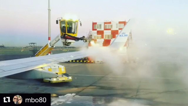 En İyi Deicing(uçak yıkama) videoları