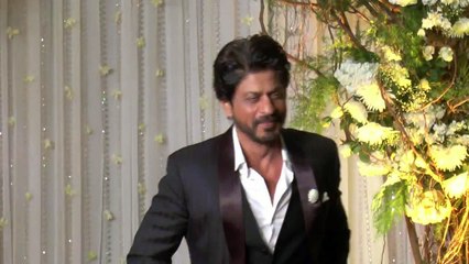 Watch- What makes Shah Rukh Khan Happy ?