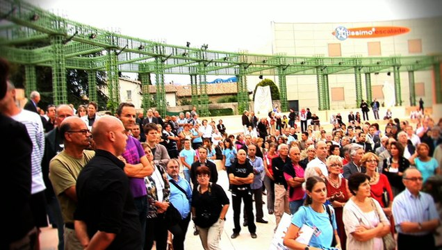 BA Les Grands Hommes du XXème siècle par François Cacheux, sculpteur