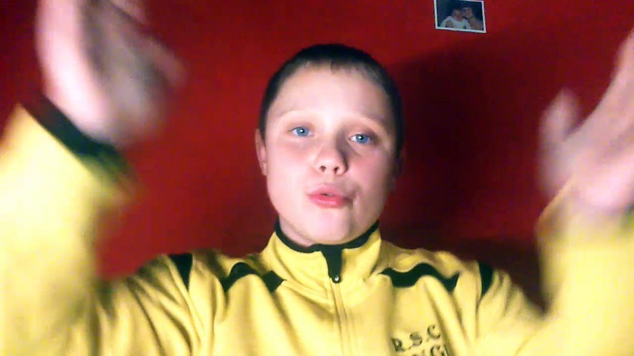 Regardez Tous La Video