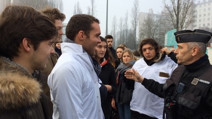 Les  refoulés de la visite du président Hollande