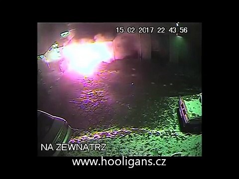 Adeptos do Légia atacam bar com adeptos do Ajax (vídeo)