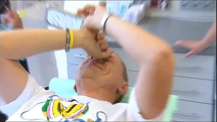 TVN - zapowiedzi (autopromocja) z 17.12.2012 r. (początek ucięty)