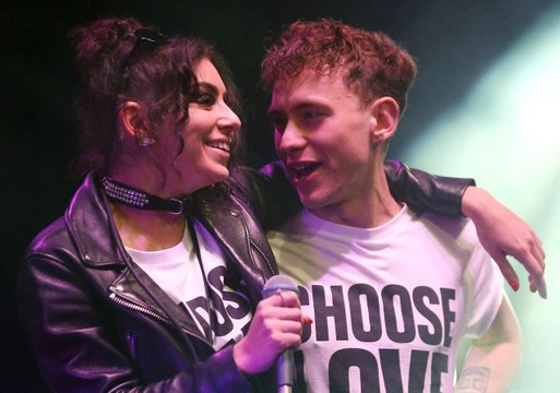 Bands 4 Refugees - Gimme Shelter [The Rolling Stones Cover] (Live at VO5 NME Awards 2017)