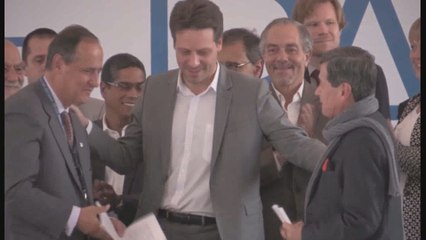 Gobierno de Colombia dice violencia "en vez de acercar, aleja" el cese al fuego con ELN