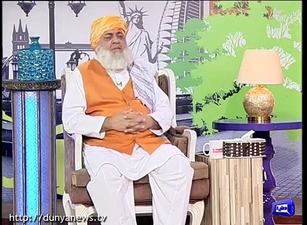 Azizi as Maulana Fazlur Rehman in Hasb-E-Haal