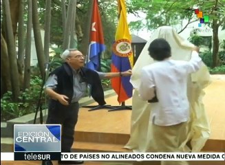 Cuba: develan escultura de Gabo a casi 90 años de su natalicio