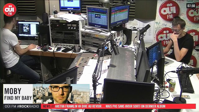 La radio OUI FM en direct vidéo /// La radio s'écoute aussi avec les yeux (2590)