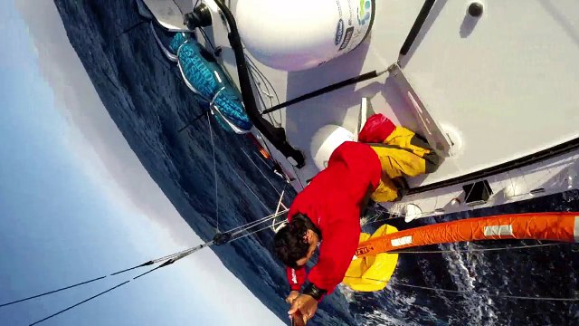 D103 : Sail with Didac Costa and enjoy great images ! / Vendée Globe