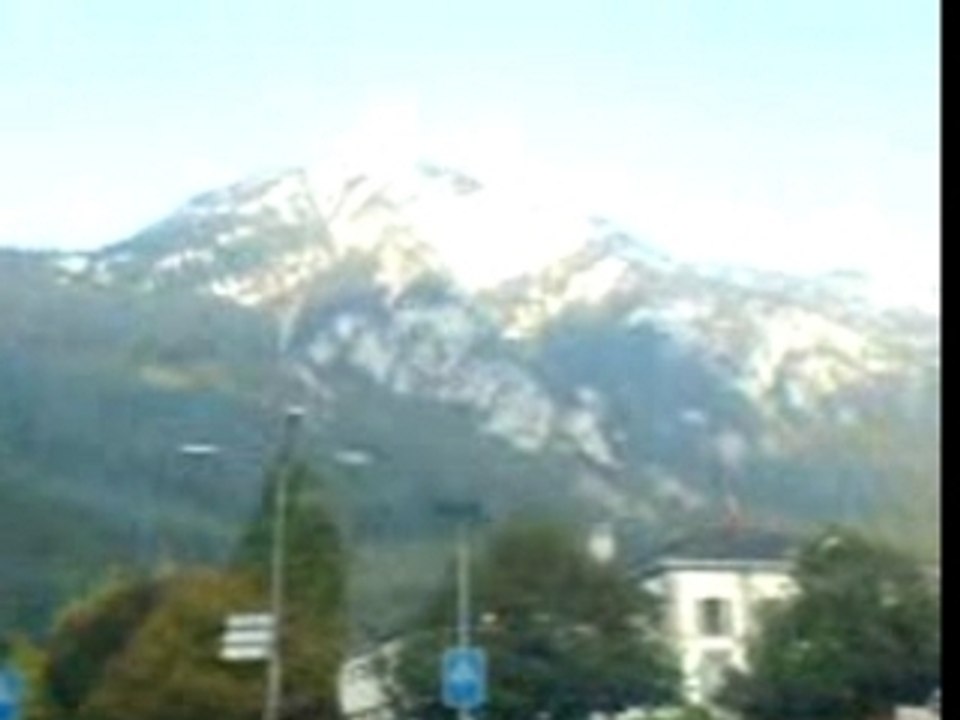 Fahrt durchs Glarner Land