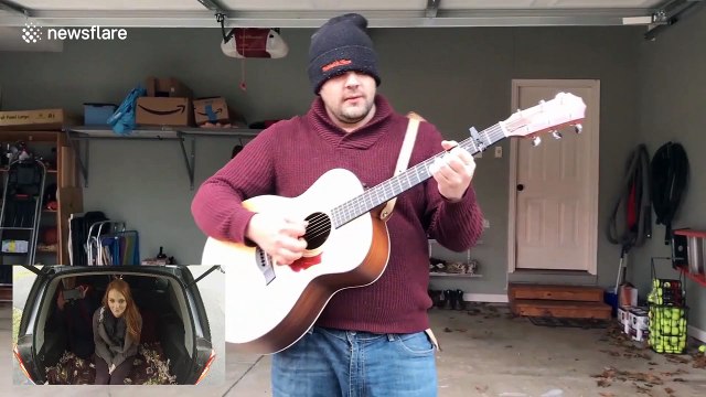 Romantic flashmob proposal leaves woman stunned