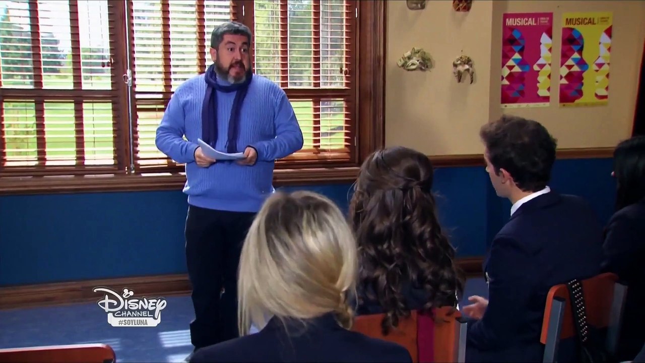 Soy Luna Extrait | Luna Et Matteo Joue Roméo Et Juliette En Classe (é32)