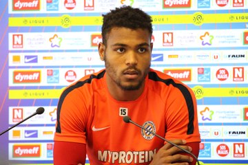 Steve Mounié avant MHSC vs ASSE