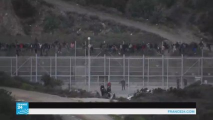 مئات المهاجرين يعبرون الحاجز المرتفعويخلون سبتة