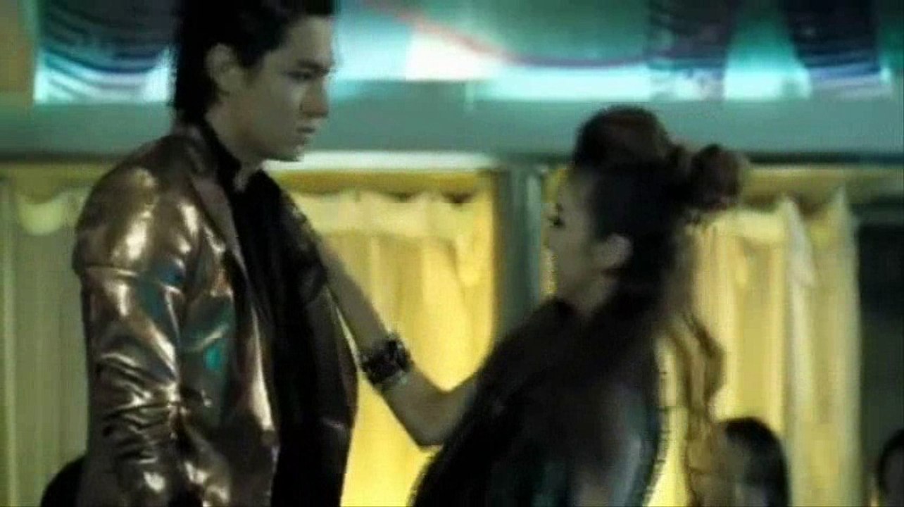 Dara Beer Kiss Scene
