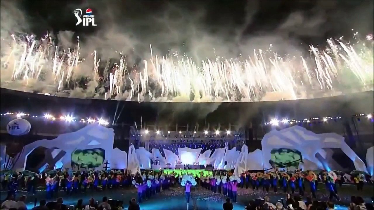 Katrina Shahrukhan Deepika - Konser Açılış Girişi