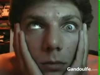 Regarde moi droit dans les yeux