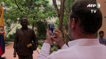 Develan en Cuba escultura de Gabriel García Márquez
