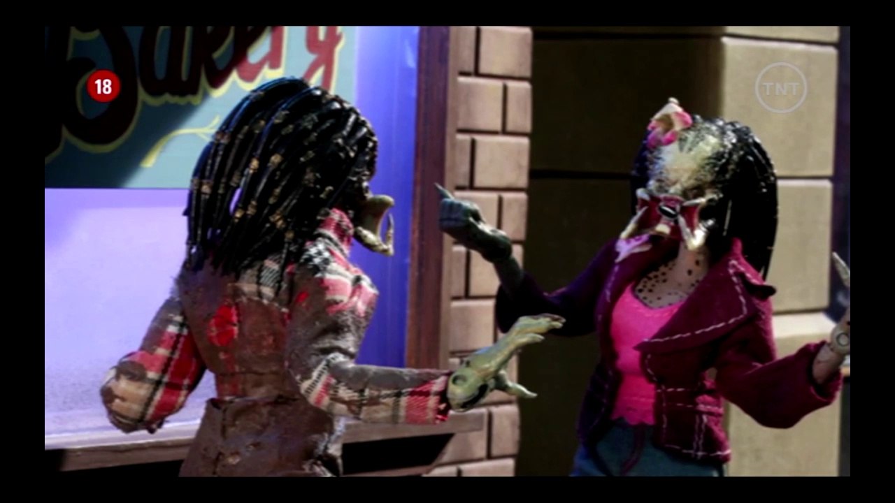 Robot Chicken. Yautja A Ciegas.