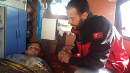 Suriye'de Bacakları Kopan Çocuğa Ihh Sahip Çıktı - Hatay