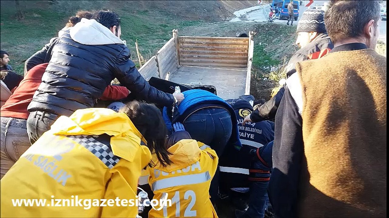 İznik'te Freni Patlayan Tır Şarampole Uçtu...