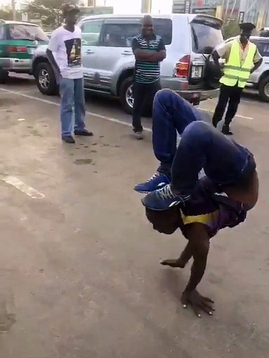 Flexible boy from Africa 360 degree