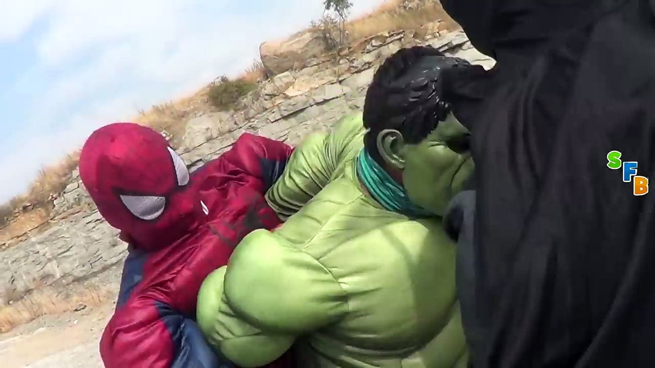 Joker vs Spiderman - Real Life Superhero Battle! Death Match Fight