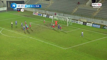 Coup franc qui donne un corner