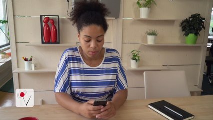 Half of Families Text Each Other When In The Same House: Study