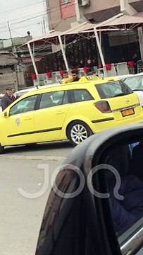 Vëllai rreh keq të motrën në mes të rrugës