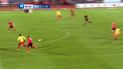 Quelle parade de Fabre qui sauve les siens d'un troisième but !